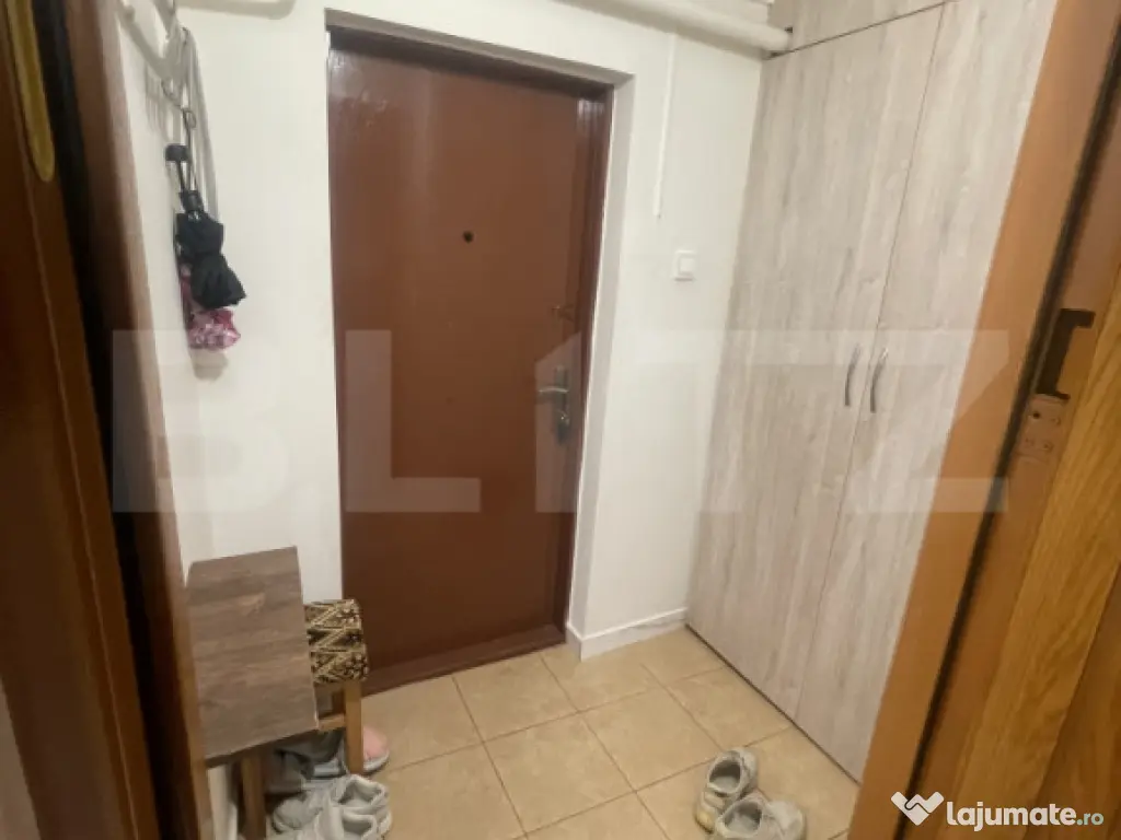 Apartament 3 camere, zona Dumbrava 