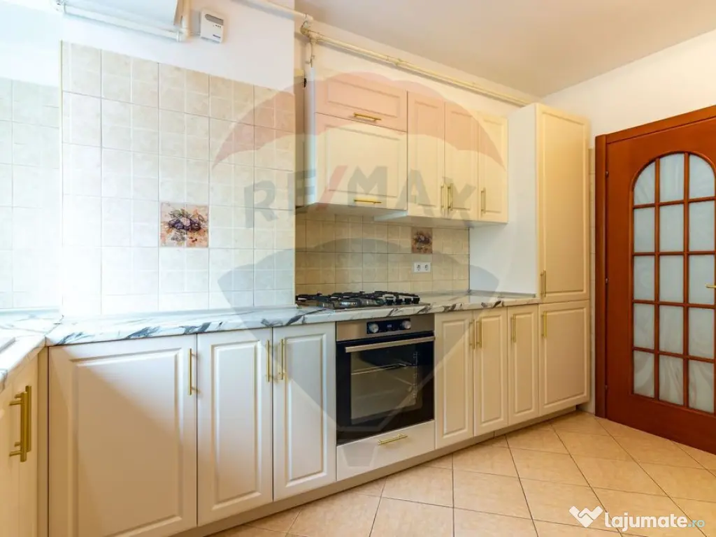 Apartament elegant 4 camere | 140 mp cu terasa si parcare... 
