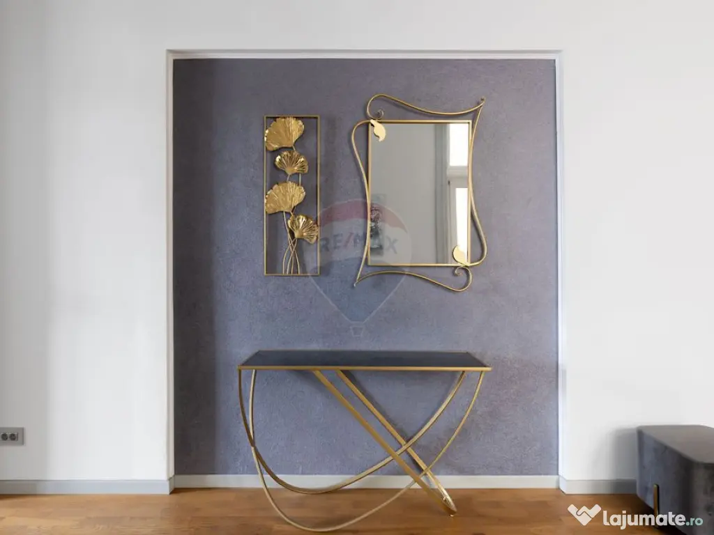 Birou ultracentral în clădire istorică (Palatul Nádasdy) 