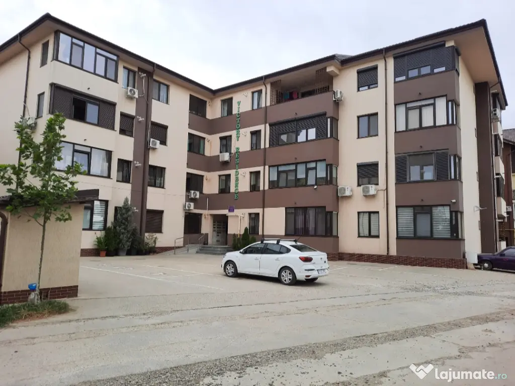 3 camere, decomandat, loc parcare, 2 bai, 2 balcoane, boxa, lift 