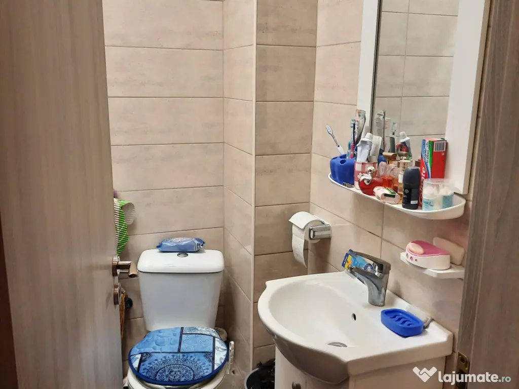 3 camere, decomandat, loc parcare, 2 bai, 2 balcoane, boxa, lift 