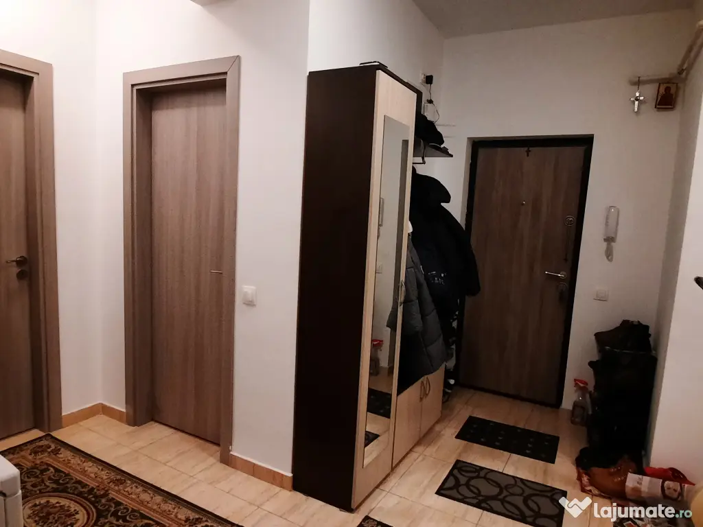 3 camere, decomandat, loc parcare, 2 bai, 2 balcoane, boxa, lift 