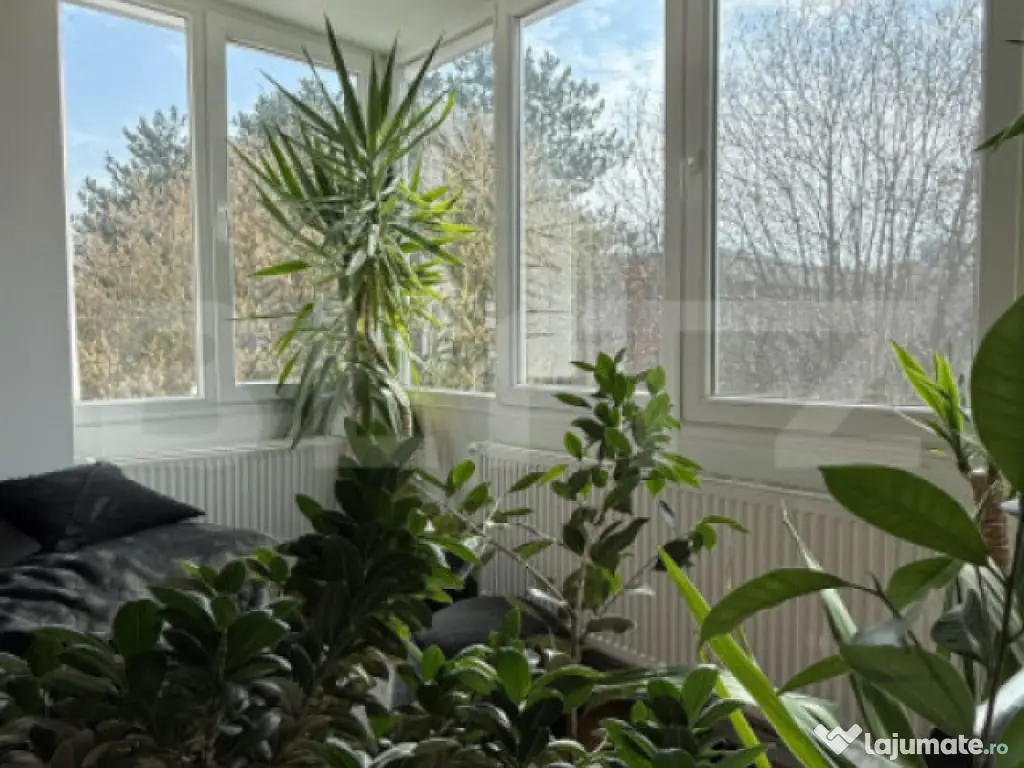 Apartament 3 camere – 65 mp – balcon închis – zona ex