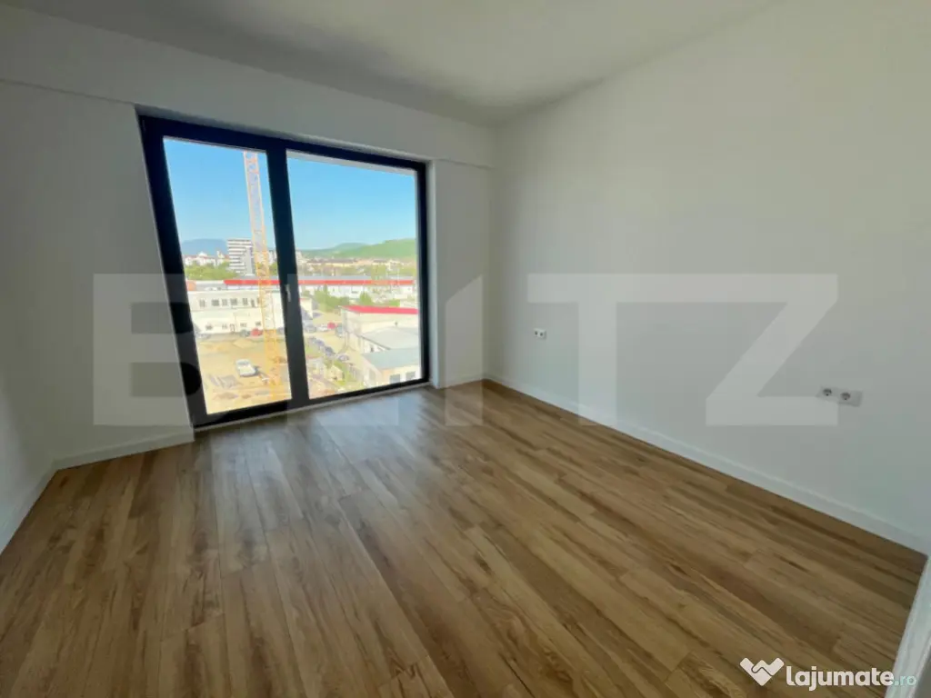 Apartament 2 camere, finisat lux, bloc nou, zona strada Libe 