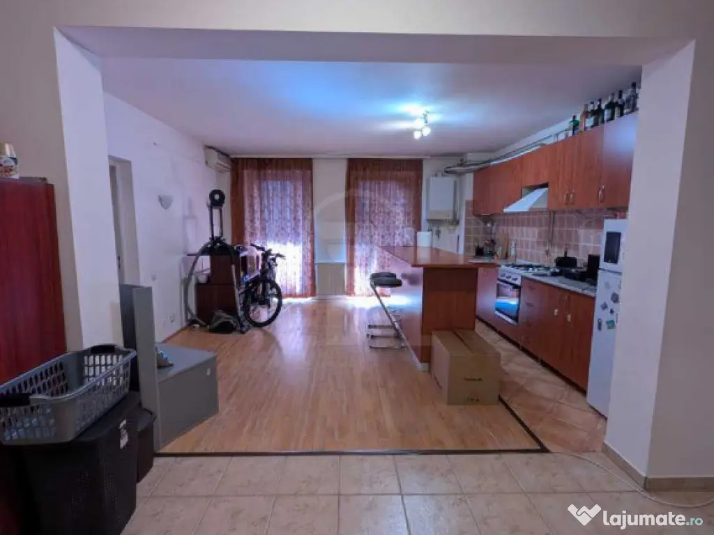 Apartament de 3 camere, zona Buna Ziua / Cluj 