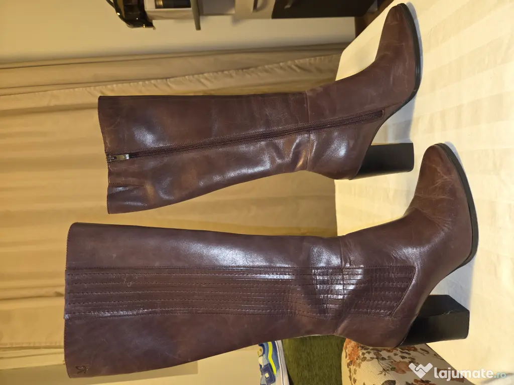 Cizme de dama Caprice din piele naturala maro cu fermoar marimea 38 