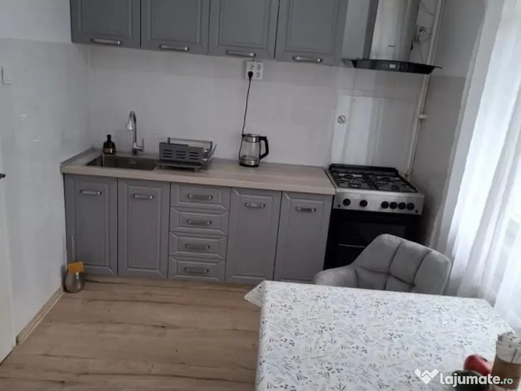 Apartament spatios 2 camere Astra