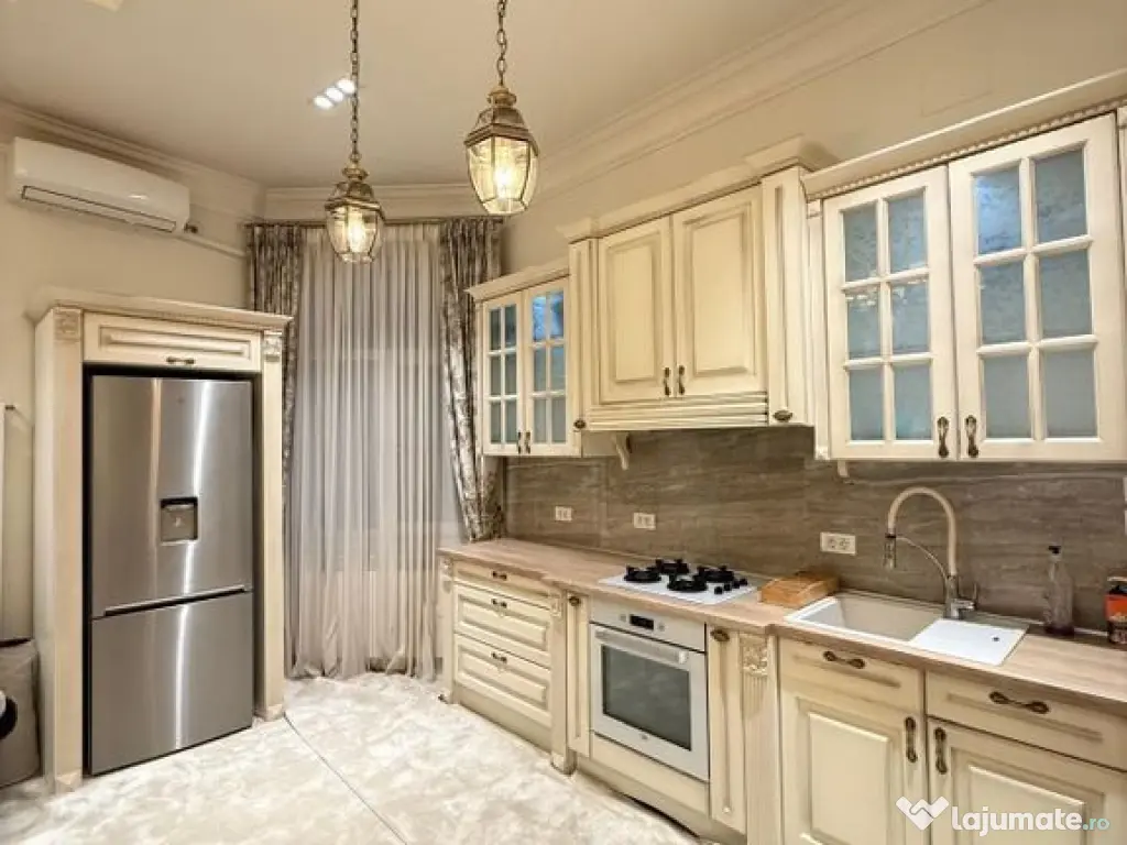 Apartament 3 camere transformate din 2 Carol I Mosilor Iz... 