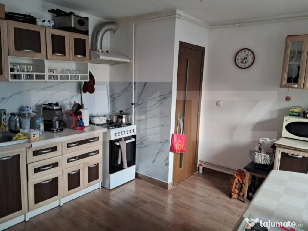 Duplex de vânzare 7 camere în Sângeorgiu de Mureș 