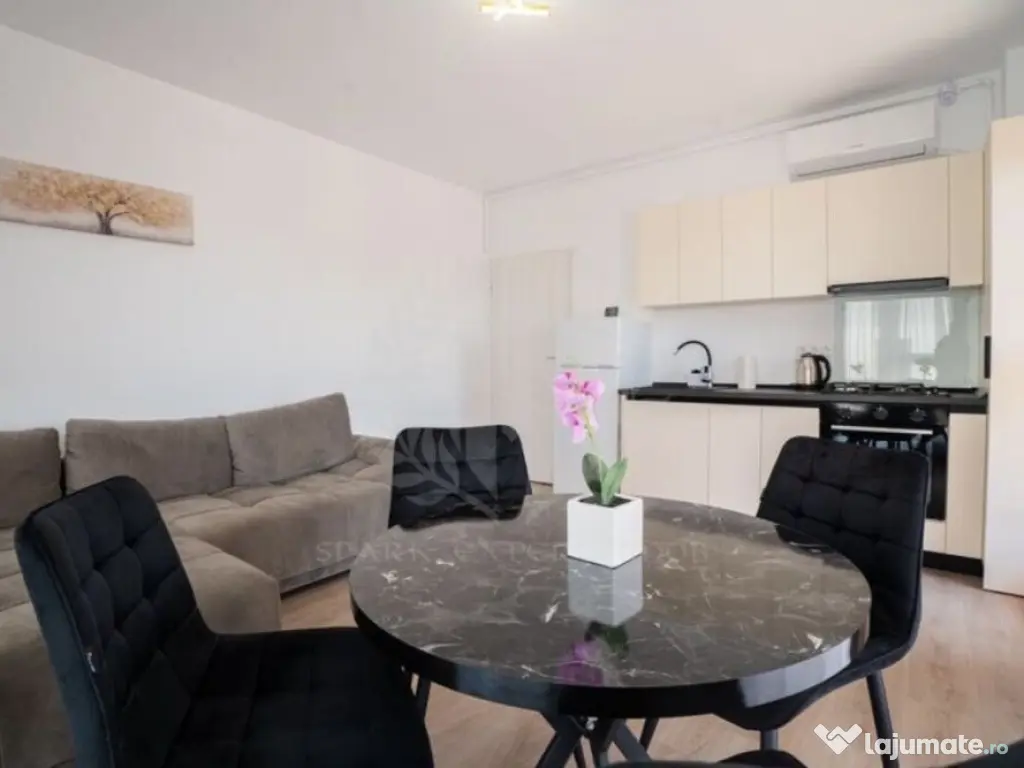 Apartament 3 camere, bloc nou, zona Centrala, Ploiești 