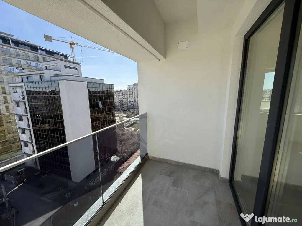 Apartament 3 camere de lux, parcare inclusa, Central