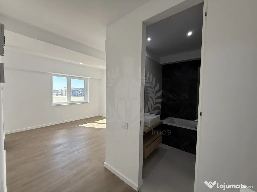 Apartament 3 camere de lux, parcare inclusa, Central