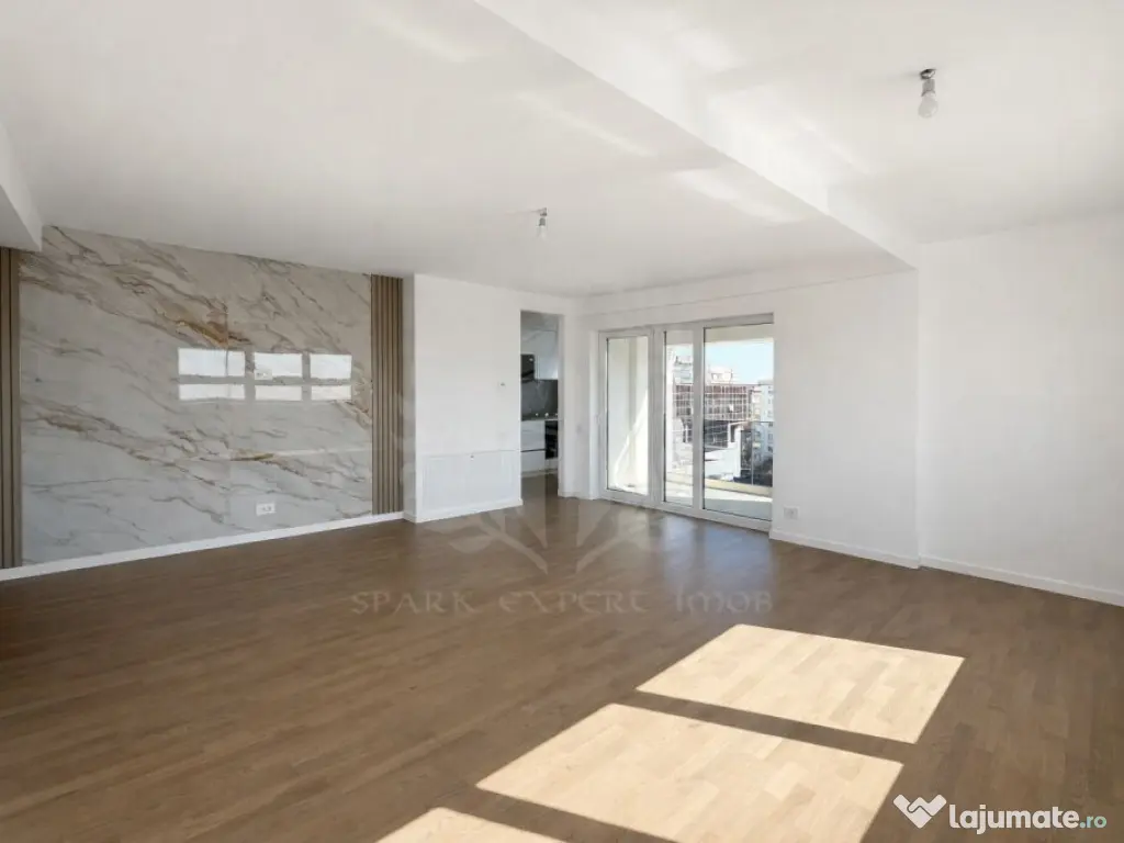 Apartament 3 camere de lux, parcare inclusa, Central