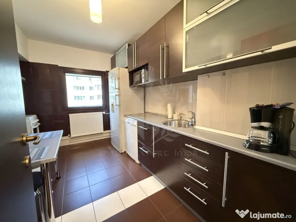 Apartament 2 camere, spațios, zona Republicii - Caraiman 