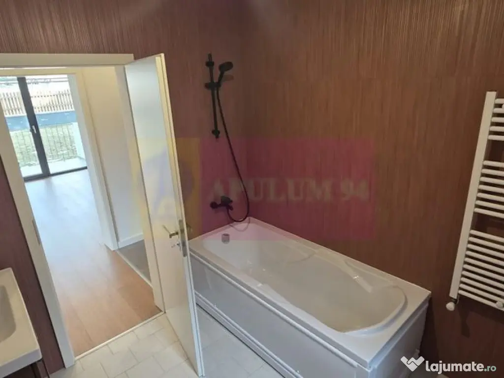 Apartament cu 2 camere de vanzare in Busteni, curte si lo...