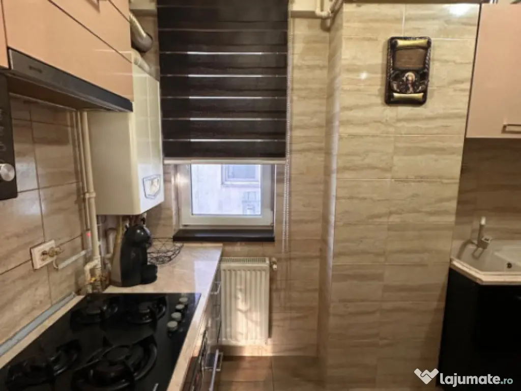 Apartament 2 camere, situat in zona Far - Centrul de Scafan 