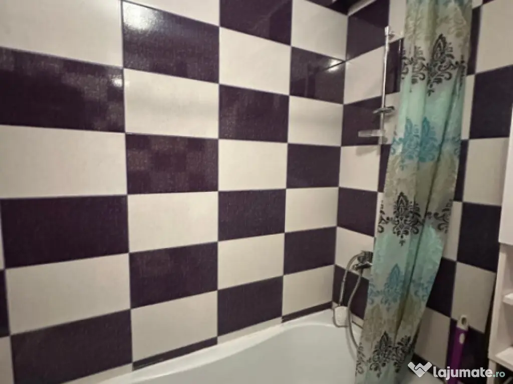 Apartament 2 camere, situat in zona Far - Centrul de Scafan 