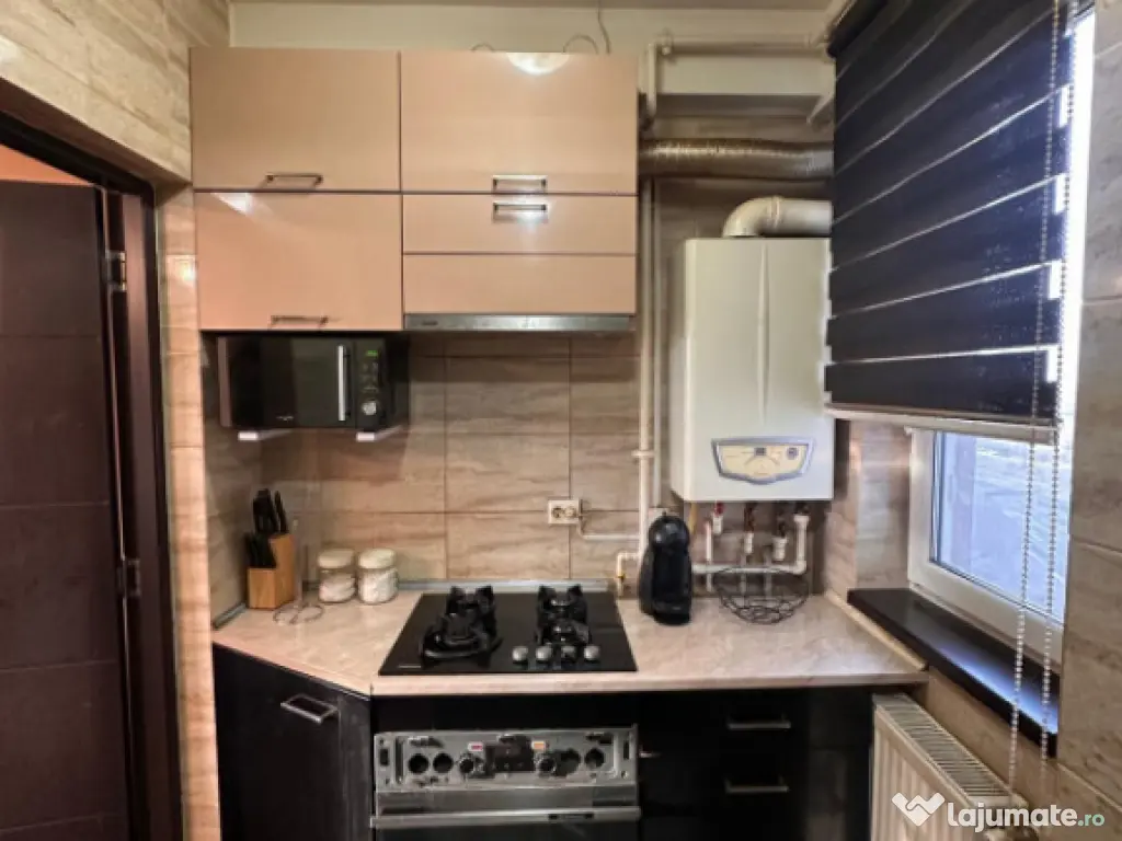 Apartament 2 camere, situat in zona Far - Centrul de Scafan 