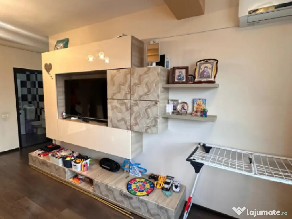 Apartament 2 camere, situat in zona Far - Centrul de Scafan 