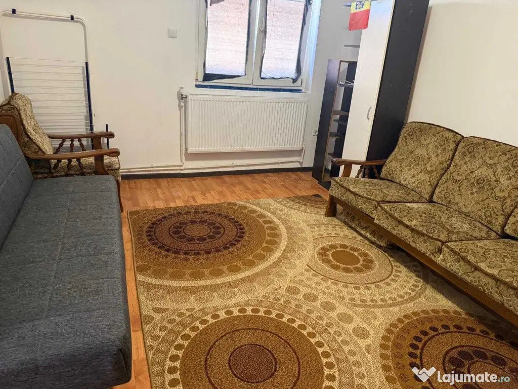 Aparatorii patriei drumul cretestilor etaj 4 