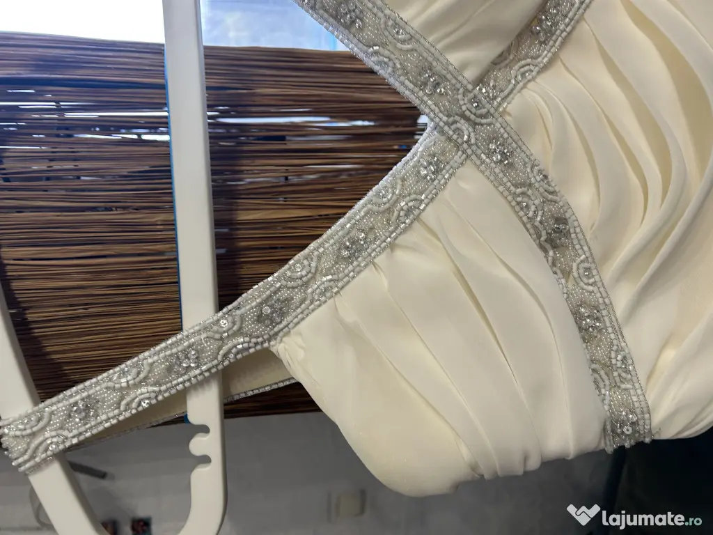 Rochie mireasa-ocazie 