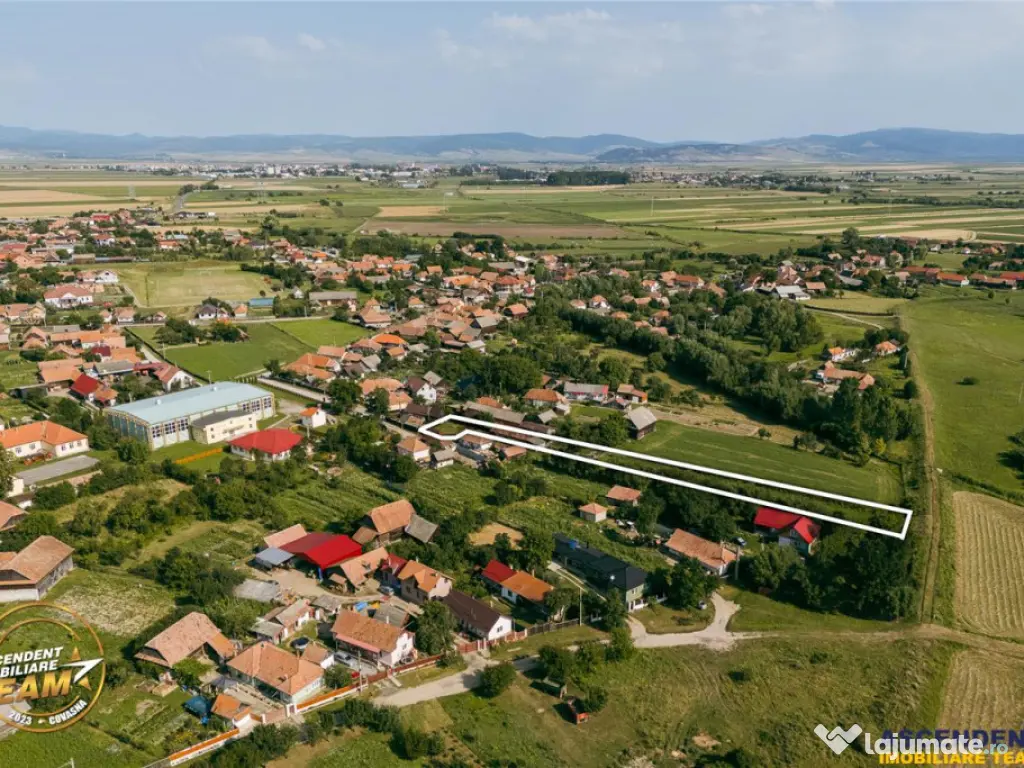 FILM! 2.000 mp teren intravilan, cu utilitati, apreciabil ar