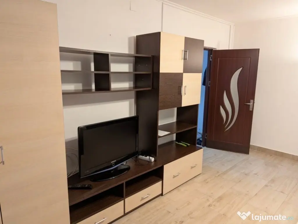 Vitan mall parter decomandat 