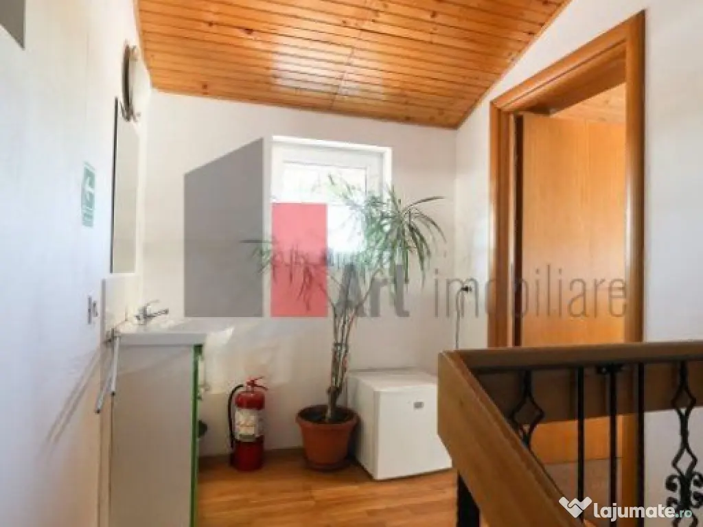 VILA IN DOMENII LOCATIE EXCELENTA 