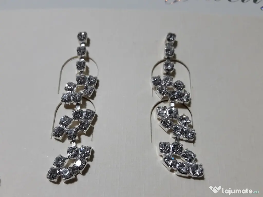 Set colier si cercei produs nou 