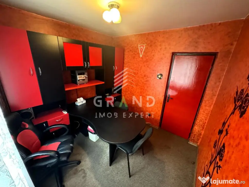 3 CAMERE | BALCON | ETAJ INTERMEDIAR | MĂNĂȘTUR – ZONA 