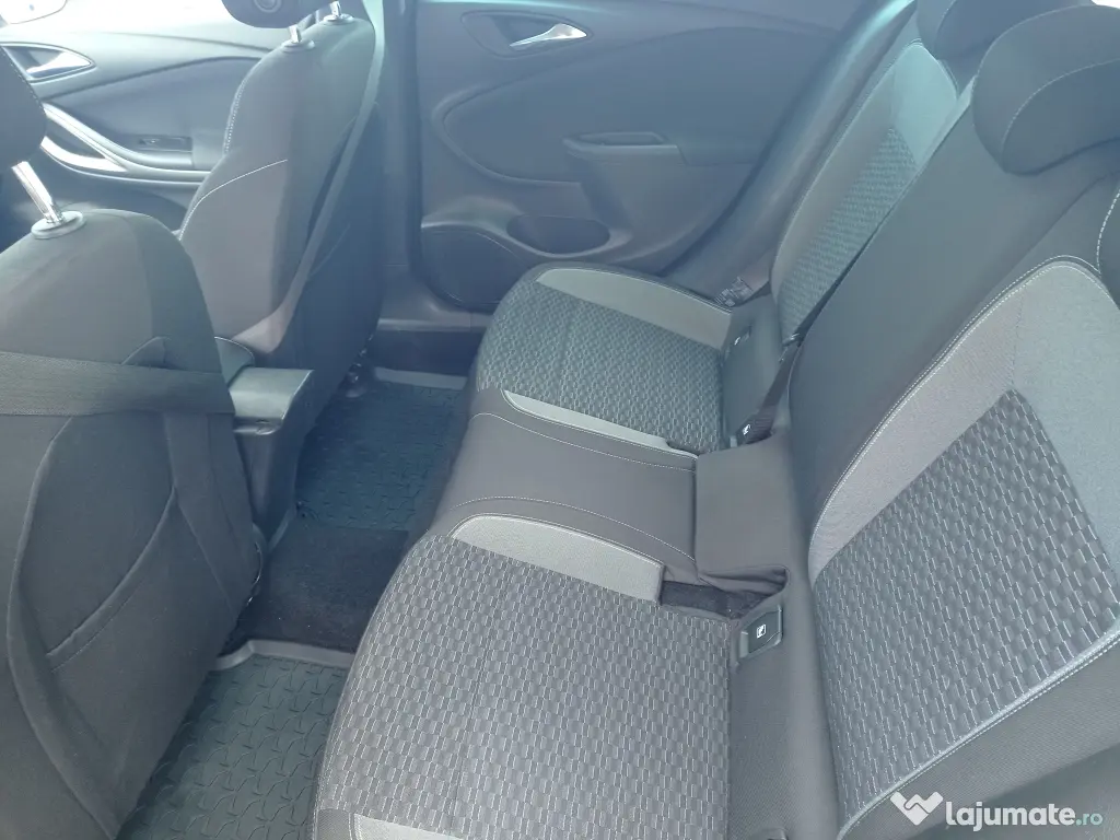 Autoturisme Opel Astra K sport tourer 