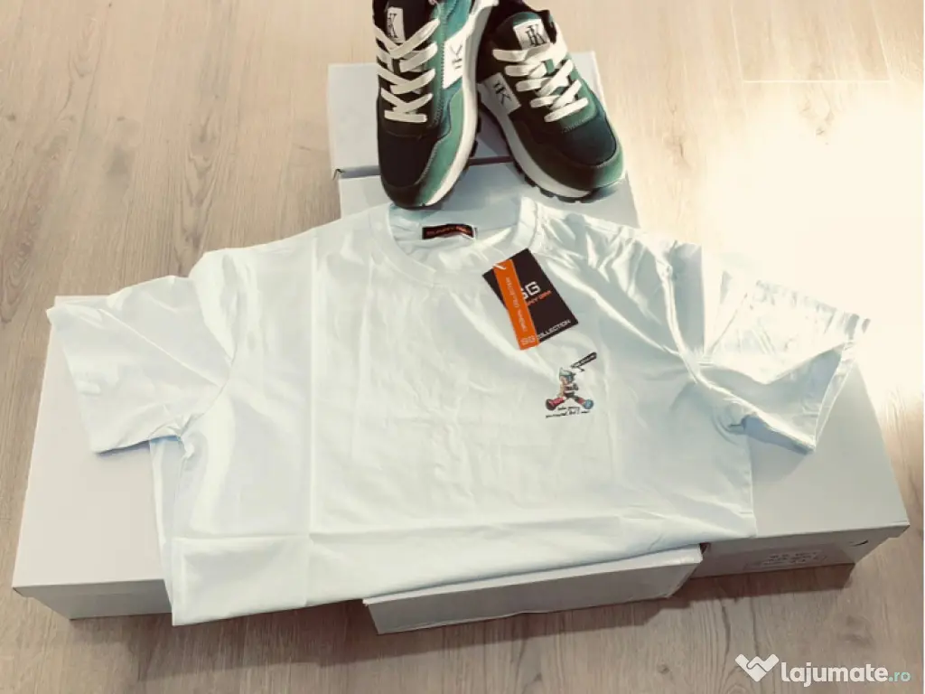 Diverse modele de haine și adidasi 