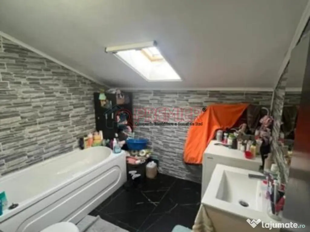 3 camere UNICAT - B-dul Constantin Brancoveanu 