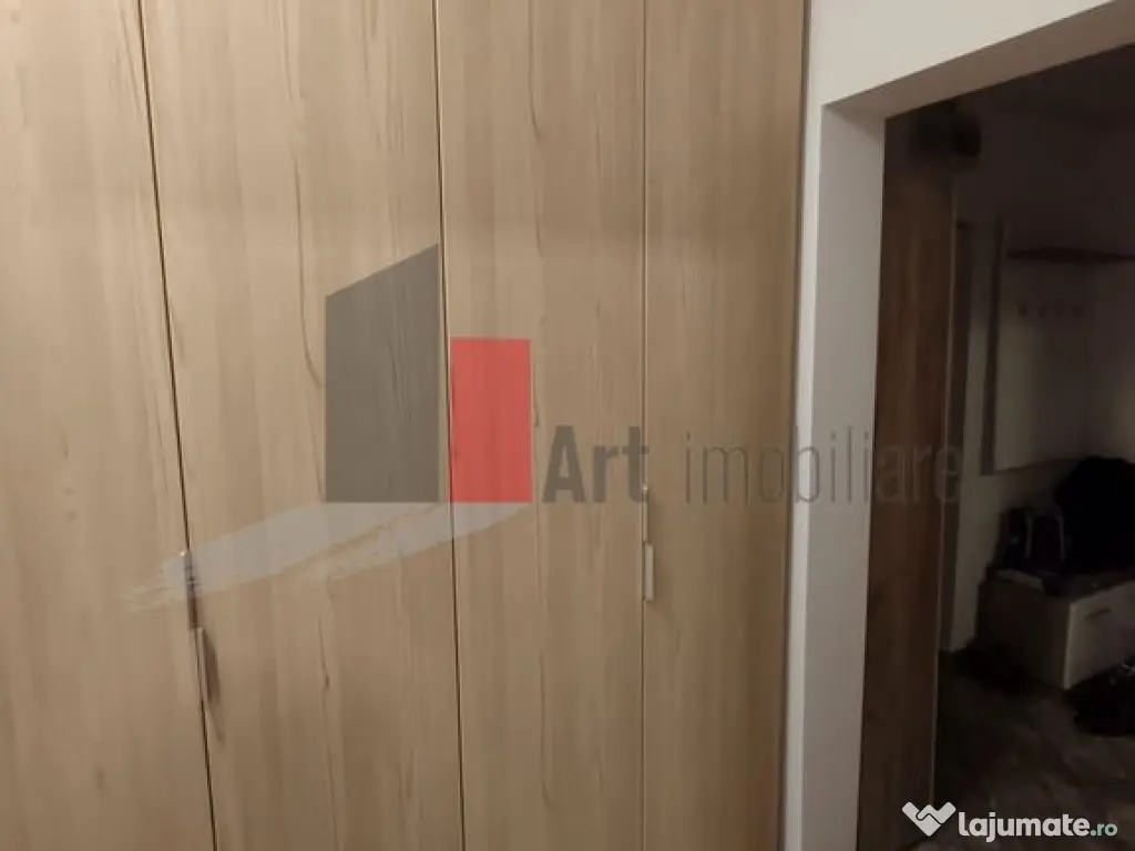 Prima închiriere apartament decomandat 3 camere - Bd. La... 