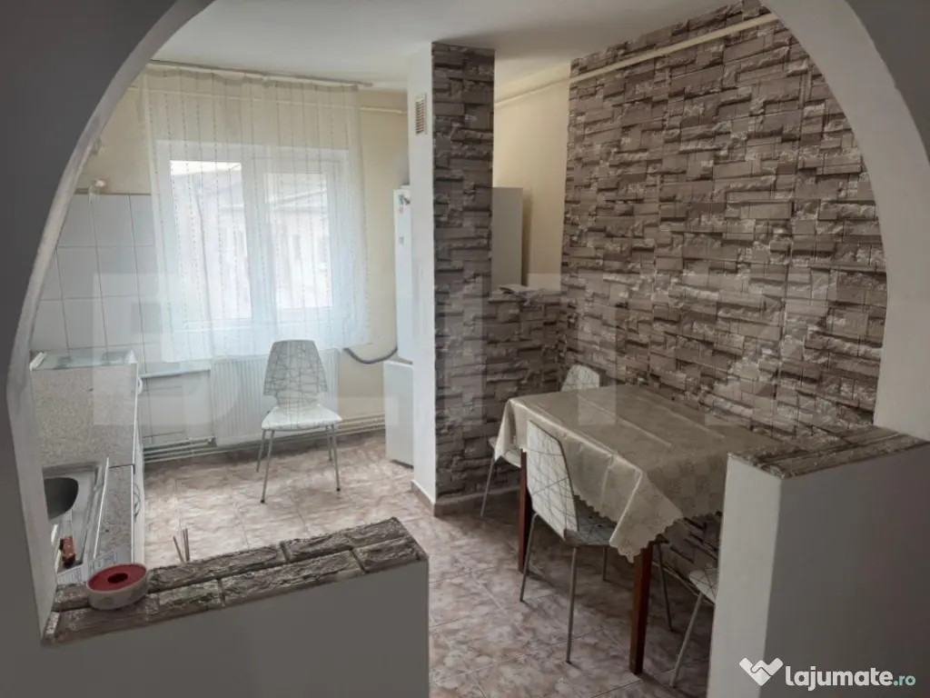 Apartament 3 camere decomandat, 68 mp – spațios și bine
