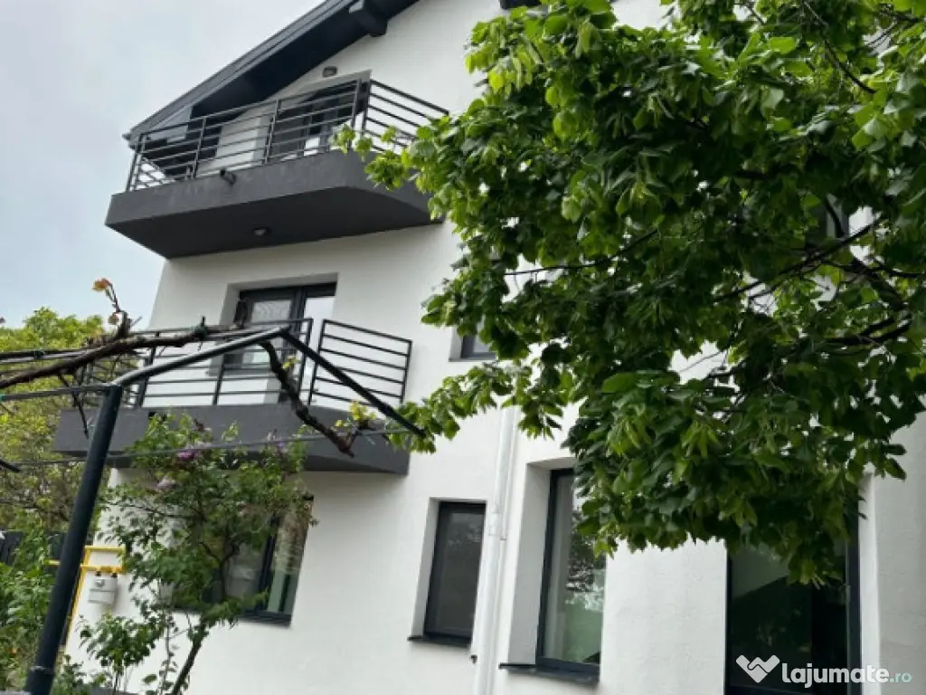 Vilă renovată complet 2023 | 350 mp | curte 550 mp | Drumul Taberei 