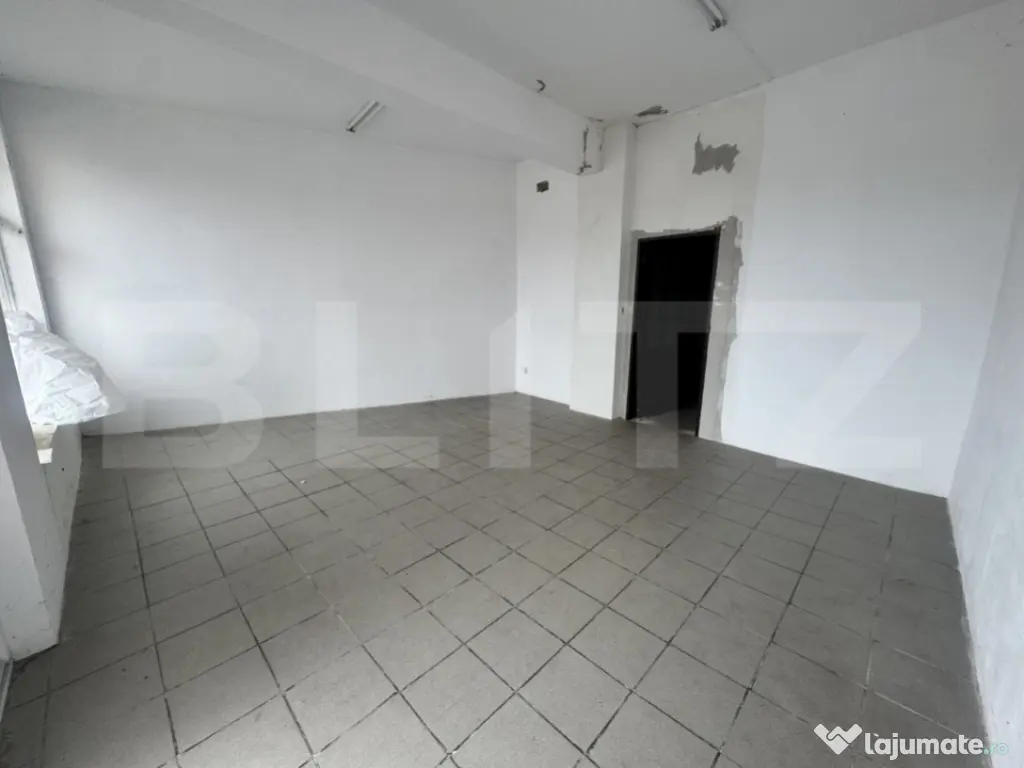 Spațiu comercial de vânzare, zona Dumbrava 