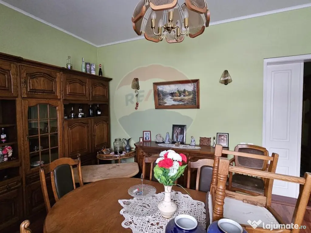 Casă / Vilă de vânzare în Campulung Moldovenesc, Suceava 