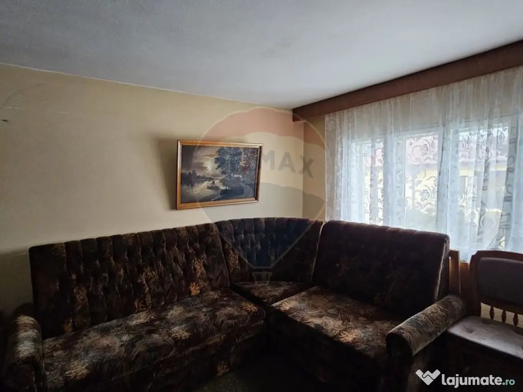 Casă / Vilă de vânzare în Campulung Moldovenesc, Suceava 