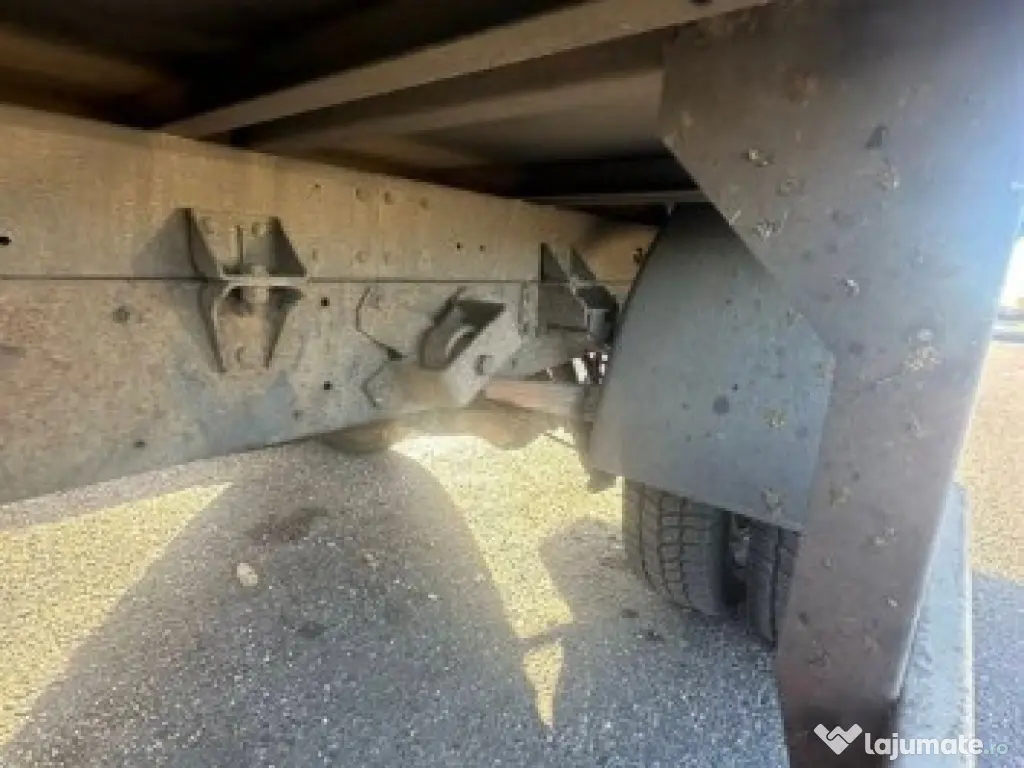 Iveco daily 35c12 cub cu lift 