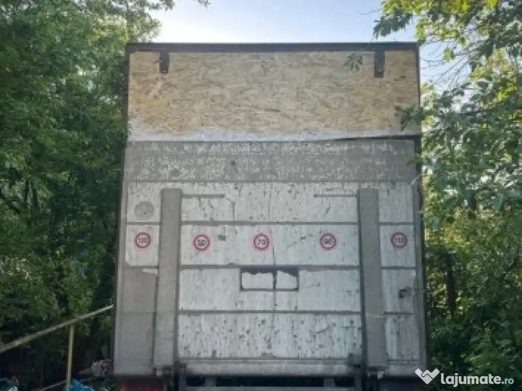 Iveco daily 35c12 cub cu lift 