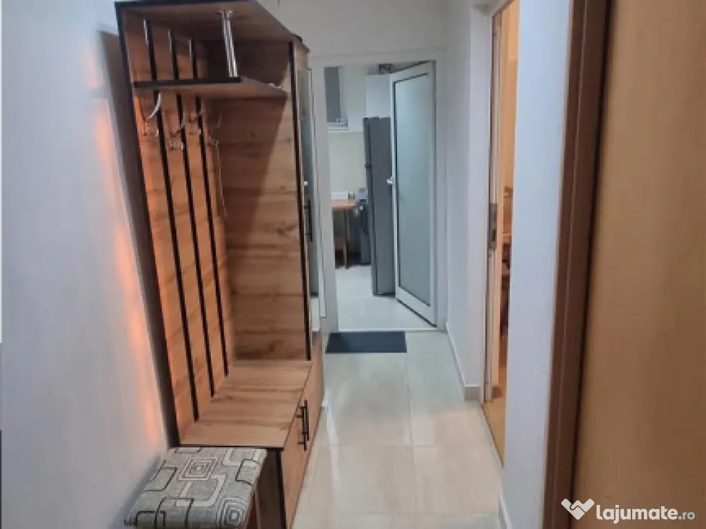 Apartament de trei camere , zona ITC 