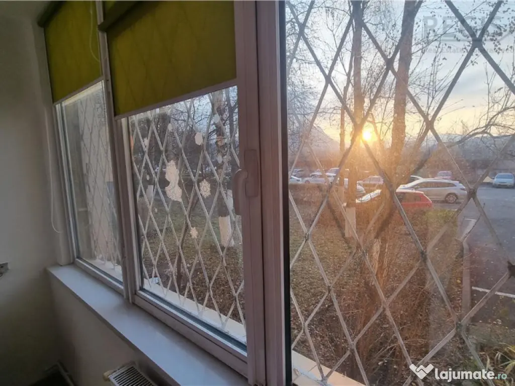 Apartament de trei camere , zona ITC 