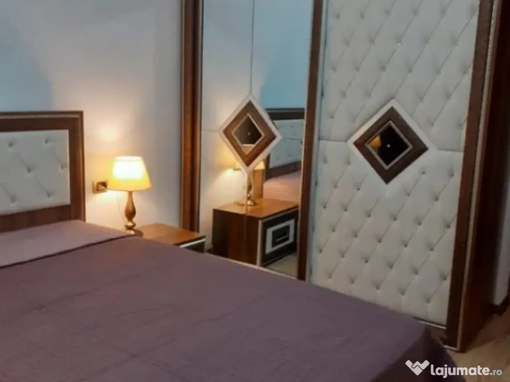 Apartament 2 camere, decomandat - zona Tractorul 