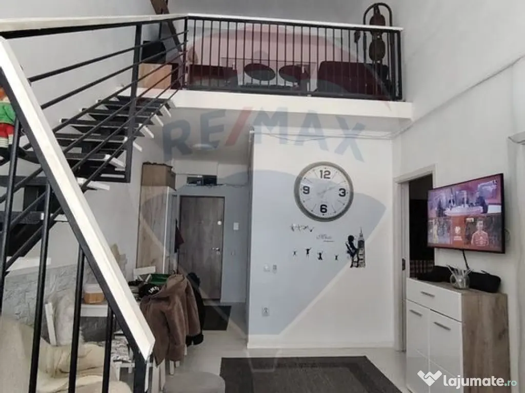 Apartament 3 camere, doua niveluri, compartimentare unica...