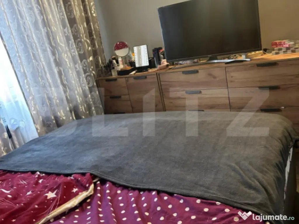 Apartament semidecomandat cu 3 camere de vanzare 