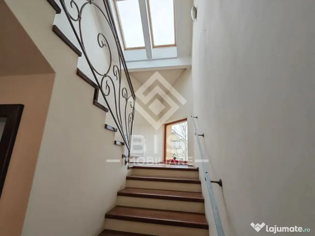 Casă P+E în Unirea | Teren Generos 1163 mp 