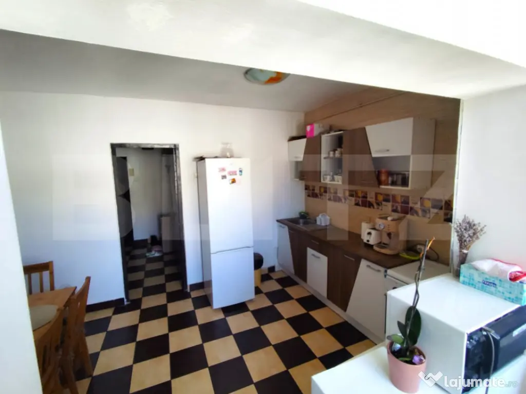 Apartament 1 camera 40mp, Tigarete 