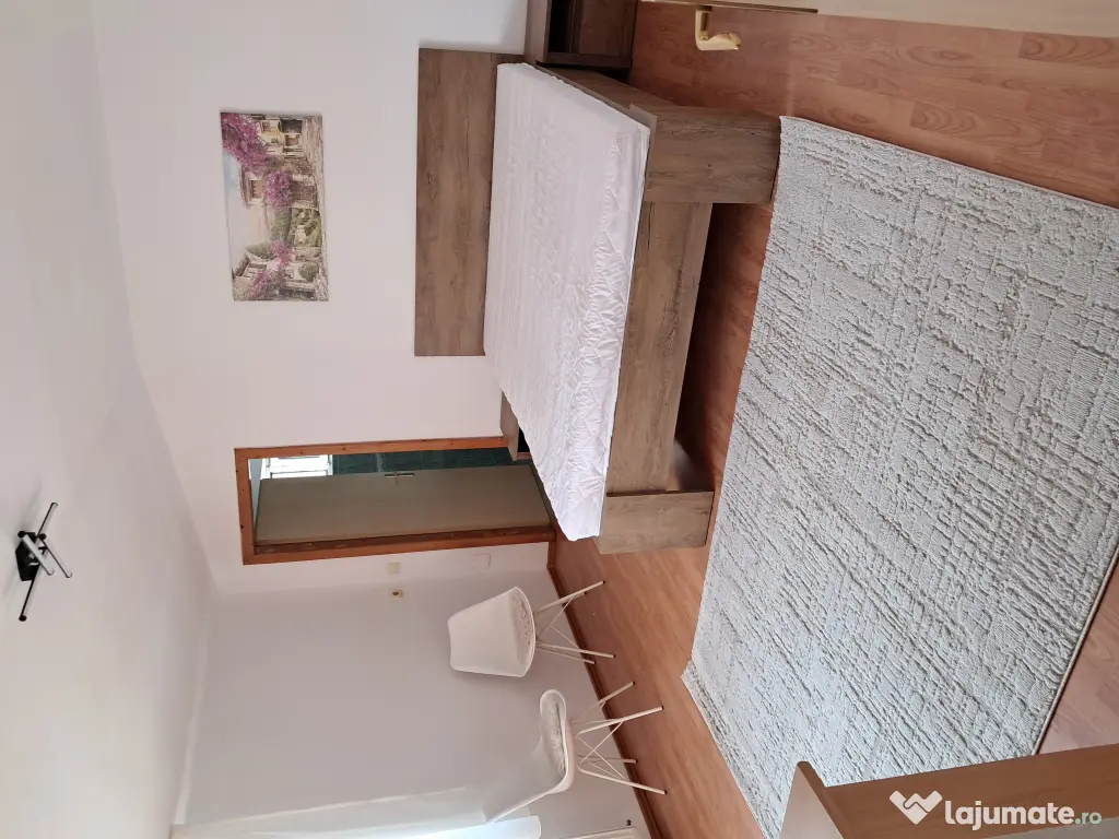 Garsoniera de inchiriat