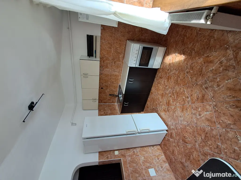 Garsoniera de inchiriat